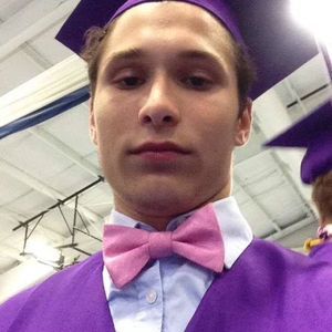 Meet your Posher, Max